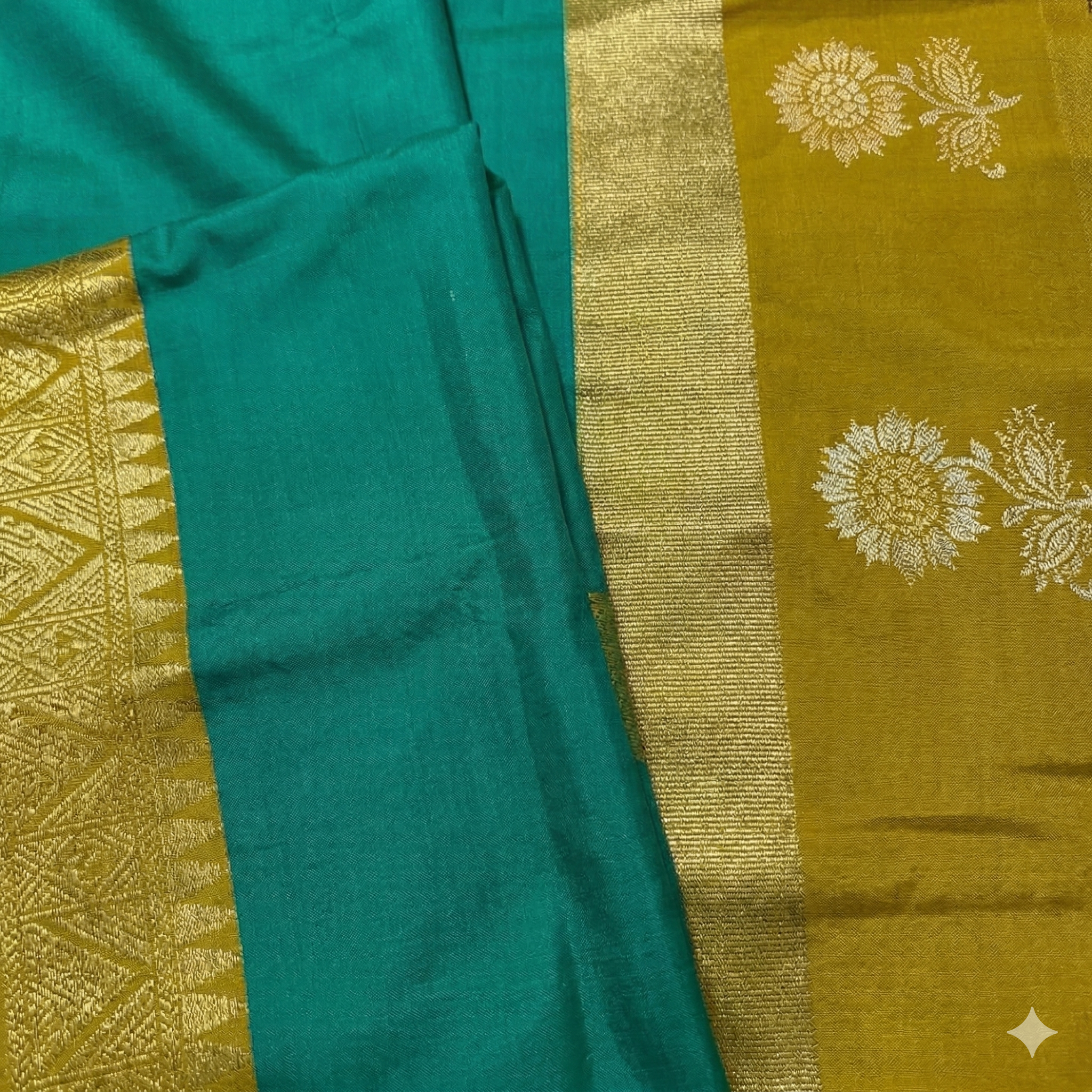 Synthetic Saree with Big Flower Motifs, Contrast Zari Pallu & Blouse
