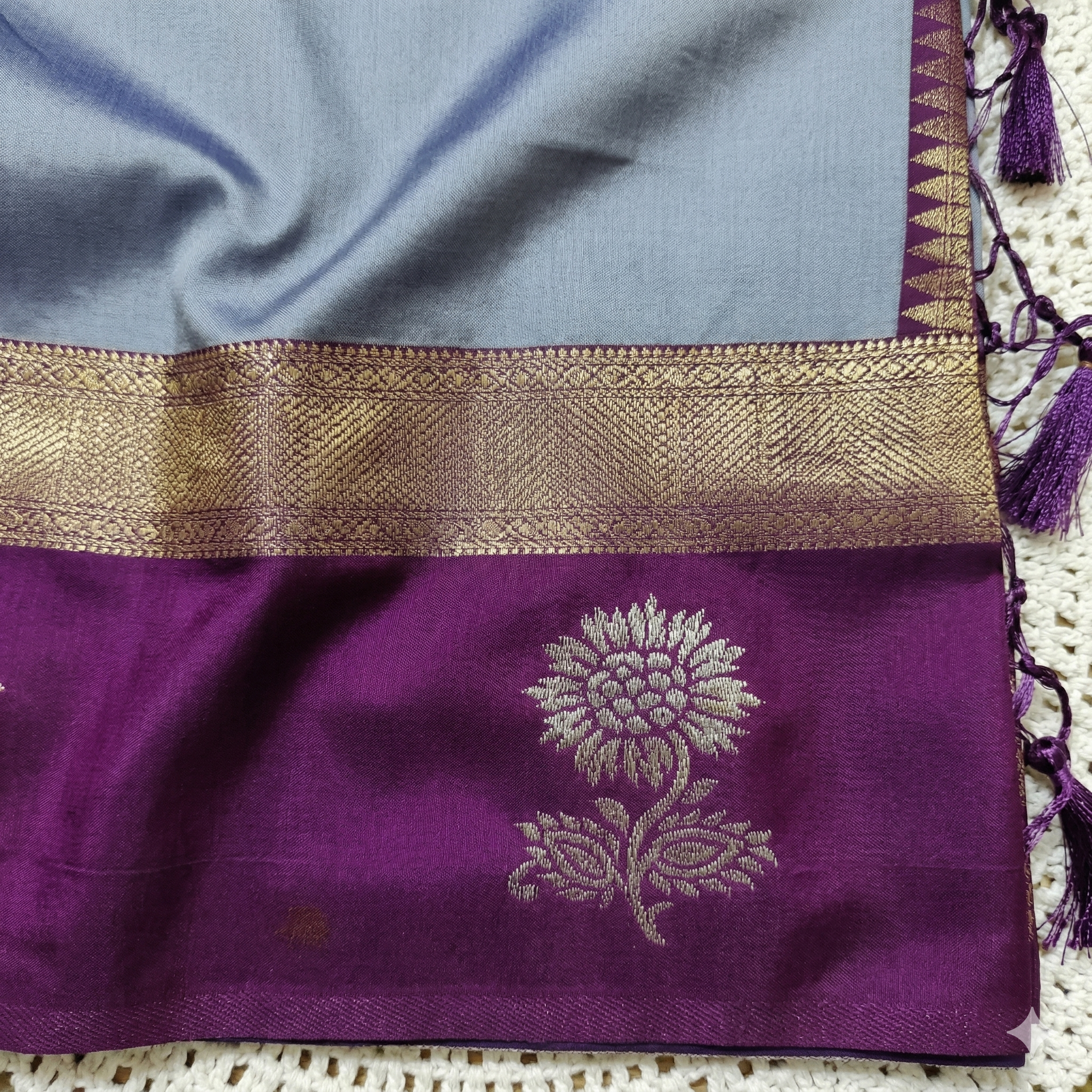 Synthetic Saree with Big Flower Motifs, Contrast Zari Pallu & Blouse